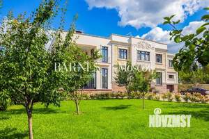 Дом 1667м², 2-этажный, участок 25 сот.