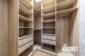 Дом 330м², 1-этажный, участок 16 сот.