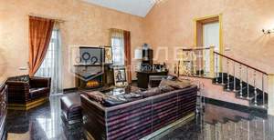 Дом 620м², 3-этажный, участок 15 сот.