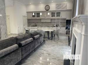 Таунхаус 270м², 3-этажный, участок 3 сот.