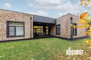 Дом 328м², 1-этажный, участок 16 сот.