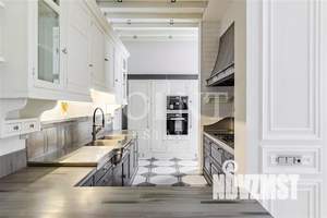 Таунхаус 430м², 3-этажный, участок 5 сот.