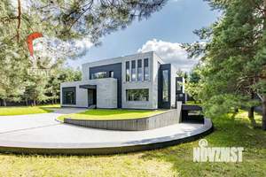 Дом 2240м², 3-этажный, участок 40 сот.