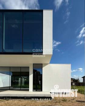 Дом 560м², 2-этажный, участок 18 сот.