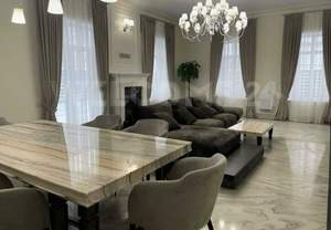 Дом 270м², 3-этажный, участок 3 сот.