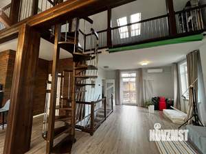 Таунхаус 210м², 2-этажный, участок 384 сот.