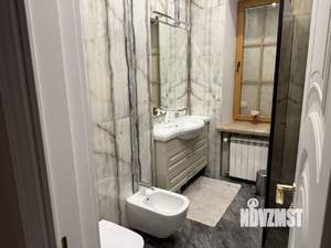 Дом 615м², 3-этажный, участок 32 сот.