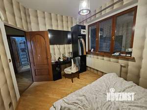 Дом 457м², 3-этажный, участок 12 сот.