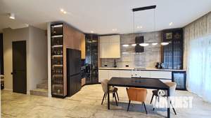 Таунхаус 186м², 2-этажный, участок 3 сот.