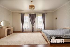 Дом 298м², 2-этажный, участок 6 сот.