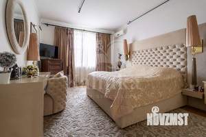 Дом 760м², 3-этажный, участок 30 сот.