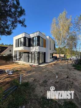 Дом 270м², 2-этажный, участок 7 сот.