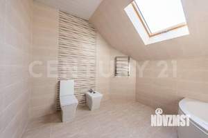 Дом 1019м², 3-этажный, участок 12 сот.