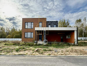 Дом 298м², 2-этажный, участок 10 сот.