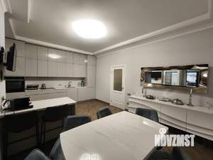 Таунхаус 320м², 3-этажный, участок 2 сот.