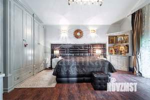 Дом 760м², 3-этажный, участок 30 сот.