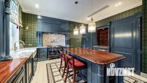 Таунхаус 420м², 3-этажный, участок 6 сот.