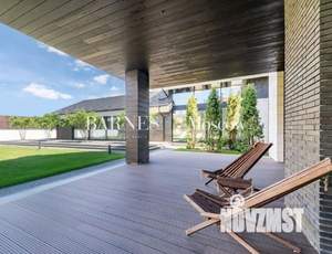 Дом 1500м², 3-этажный, участок 22 сот.