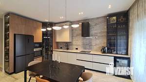 Таунхаус 186м², 2-этажный, участок 3 сот.