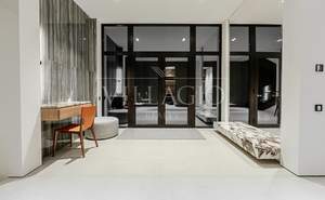 Дом 1123м², 2-этажный, участок 22 сот.