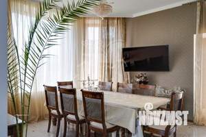 Дом 750м², 4-этажный, участок 21 сот.