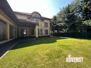 Коттедж 670м², 3-этажный, участок 16 сот.