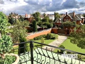 Коттедж 339м², 3-этажный, участок 12 сот.