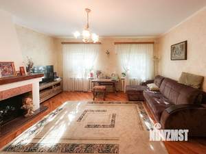 Дом 96м², 2-этажный, участок 3 сот.