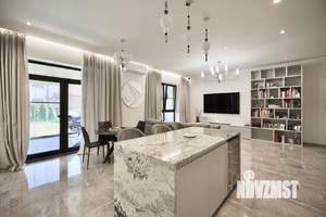 Таунхаус 225м², 2-этажный, участок 3 сот.