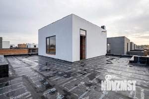 Дом 277м², 3-этажный, участок 6 сот.