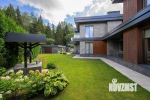 Коттедж 480м², 2-этажный, участок 9 сот.