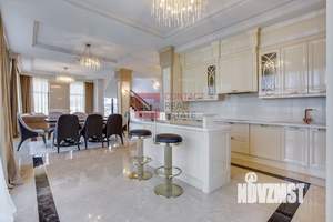 Дом 400м², 2-этажный, участок 12 сот.