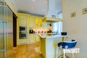 Дом 367м², 2-этажный, участок 20 сот.