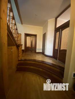 Дом 470м², 3-этажный, участок 23 сот.