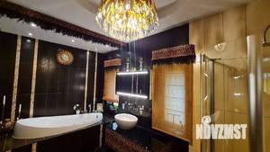 Дом 325м², 3-этажный, участок 11 сот.