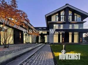 Дом 1500м², 3-этажный, участок 22 сот.