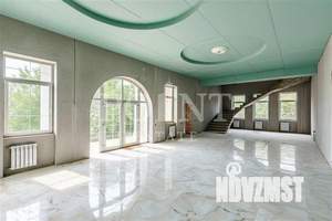 Коттедж 1018м², 3-этажный, участок 12 сот.