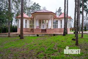 Коттедж 430м², 2-этажный, участок 15 сот.