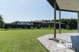 Коттедж 214м², 2-этажный, участок 15 сот.