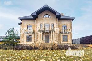 Дом 952м², 4-этажный, участок 24 сот.