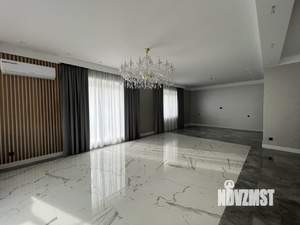 Коттедж 623м², 2-этажный, участок 10 сот.