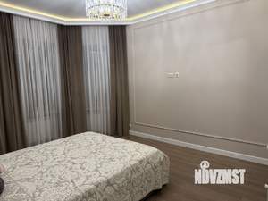 Дом 615м², 3-этажный, участок 32 сот.