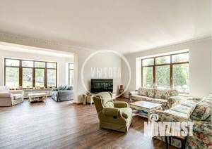 Коттедж 780м², 3-этажный, участок 19 сот.