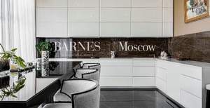 Дом 438м², 2-этажный, участок 22 сот.