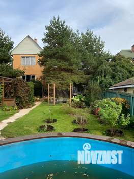 Дом 360м², 2-этажный, участок 10 сот.