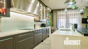 Таунхаус 290м², 3-этажный, участок 5 сот.