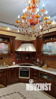 Дом 325м², 3-этажный, участок 11 сот.