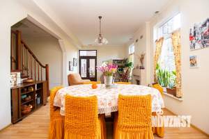 Таунхаус 184м², 2-этажный, участок 4 сот.