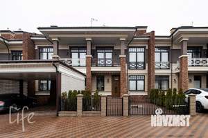 Таунхаус 440м², 2-этажный, участок 4 сот.