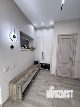 Коттедж 350м², 3-этажный, участок 18 сот.